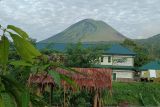 PVMBG: Gunung  Lokon masuk interval erupsi