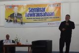 Seminar dan Festival Wirausaha FEB Unima diikuti 600 orang termasuk profesional