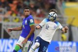 Brazil  permalukan Inggris pada laga ketiga Grup C