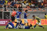 Piala Dunia U-17 2023 - Pelatih Uzbekistan U-17 dijatuhi kartu merah saat timnya singkirkan Inggris