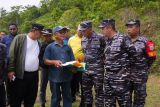 Penjabat Gubernur Sulsel tinjau lokasi pembangunan Pos TNI AL di Bone