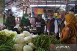 Bapanas lakukan pengawasan  pangan pasar rakyat di Banyuasin
