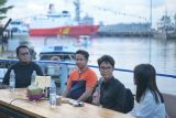 Alam Ganjar menampung aspirasi relawan di Makassar soal akses dana riset