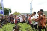 PLN UID Jateng dan D.I.Y. salurkan bantuan masyarakat Kedungpoh Lor