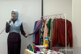 Berikut tips padu padan busana berdasarkan warna diri