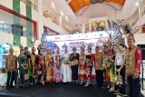 Tim DAD Kalteng kenalkan pakaian adat Dayak di Expo Bali