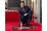 Zac Efron meraih bintang Hollywood Walk of Fame