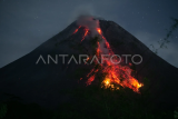 Lava pijar Gunung Merapi