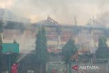Sejumlah ruang kelas SMKN 3 Kota Bengkulu hangus terbakar