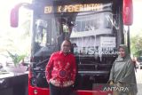 Pemkot Makassar meluncurkan bus sekolah listrik dukung rendah karbon