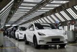 Pabrik mobil listrik Tesla di Jerman setop produksi