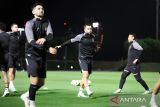 Latihan timnas Indonesia di Qatar jelang Piala Asia, Jordi Amat menikmatinya