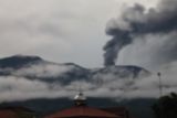 100 warga Desa Bukit Batabuah Agam berada di zona merah Marapi