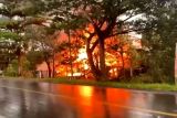 Kebakaran disertai ledakan hanguskan rumah warga di Kapuas