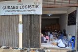 KPU Kota Tanjungpinang tambah personel lipat surat suara