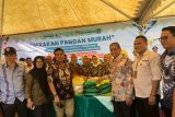 Bulog dan Kejari Wajo gelar pasar pangan murah bantu warga kurang mampu