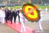 Presiden Jokowi kunjungi Monumen Pahlawan dan Mausoleum Ho Chi Minh di Hanoi Vietnam