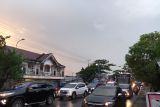 Wali Kota Makassar ingatkan warganya antisipasi genangan air hujan