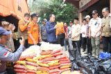 Pj Gubernur Sumsel serahkan bantuan untuk warga terdampak banjir Muratara