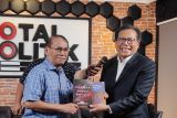 Dubes Fadjroel Rachman meluncurkan buku 'Indonesia Memilih Presiden'