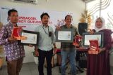 Dua jurnalis LKBN ANTARA Biro Lampung raih penghargaan AJP 2023