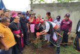 Uskup Ruteng dampingi Ganjar tanam pohon