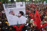 Ganjar kampanye ke Banda Neira, Mahfud ke Cirebon
