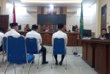 Empat terdakwa perkara gratifikasi di Dinas PMD Lampung Utara kompak bacakan pembelaan pribadi
