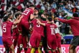 Tuan rumah Qatar ke semifinal usai menang adu penalti lawan Uzbekistan