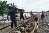 Perjalanan  sejumlah KA dibatalkan akibat banjir di Grobogan