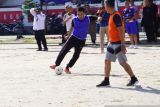 Tim Wawako Padang tumbangkan Tim Satpol PP dalam Turnamen Praja Mini Soccer