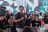 Rocky Gerung ajak pemuda di Samarinda berpikir kritis pilih presiden