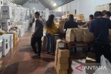KPU Minahasa distribusi logistik pemilu ke 1.168 TPS