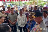 Gubernur Sulteng tinjau TPS di Sigi bersama Forkopimda