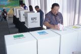 SBY gunakan hak suaranya di TPS 16 Ploso Pacitan