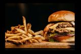 Mari nikmati kelezatan ayam dan burger di Chigo x Flip dengan Promo BRI