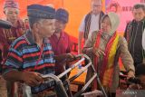 Kemensos salurkan bantuan Atensi bagi warga Desa Golo Wune,  Manggarai