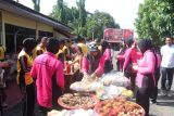 Polres Wajo dan Yayasan Kemala Bhayangkari gelar pasar murah