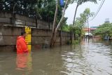Akibat banjir,  47 warga Rawa Terate Jaktim mengungsi