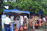 Masyarakat Metro serbu pasar murah bersubsidi Pemprov Lampung