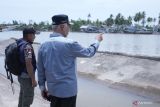 Tinjau Kerusakan TPI Surantih Akibat Banjir, Gubernur Mahyeldi Minta Rincian Kerugian Segera Dilaporkan