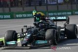 Pembalap Hamilton: Strategi Mercedes tak jitu di Italia