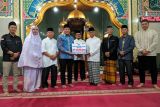 Pj. Wako Padang Panjang pimpin TSR I di Masjid Taqwa dan serahkan bantuan