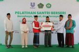 Lifebuoy berikan pelatihan dan edukasi kesehatan ratusan Santri Ponpes Nurul Yaqin Al Hidayah Padang