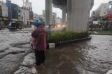 Sebanyak 198 warga Semper Barat mengungsi akibat banjir