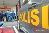 Dua pelaku penipuan bermodus penukar kartu ATM dibekuk polisi