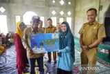 Pemkab OKU Timur bagikan ratusan paket Ramadhan