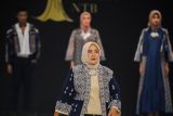 Dekranasda NTB menampilkan karya sembilan desainer lokal di IFW 2024