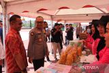 Kendalikan inflasi jelang Lebaran Polda Sulteng gelar pasar Murah