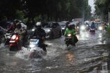 40 RT dan lima ruas jalan tergenang banjir